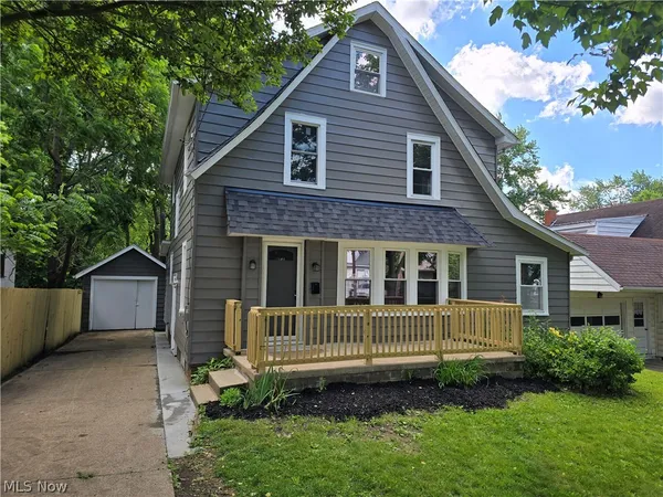 $189,900 | 487 Woodland Avenue, Wooster, OH 44691