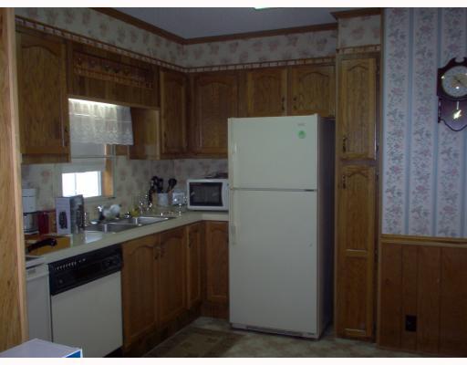 34 Lane F Coventry, RI 02816 - Photo 3 of 6 Kitchen.