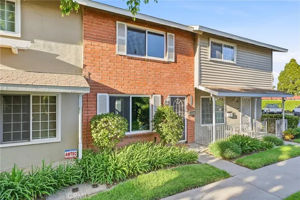 $650,000 | 11960 Gloxinia Avenue, Fountain Valley, CA 92708