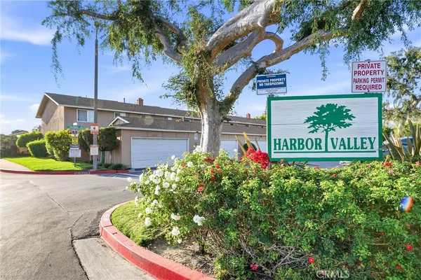 $650,000 | 11960 Gloxinia Avenue, Fountain Valley, CA 92708