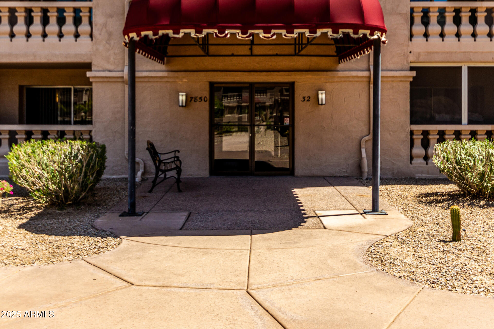 7850 East Camelback Road, Unit 101 Scottsdale, AZ 85251 - Photo 5 of 26 a front view of a house