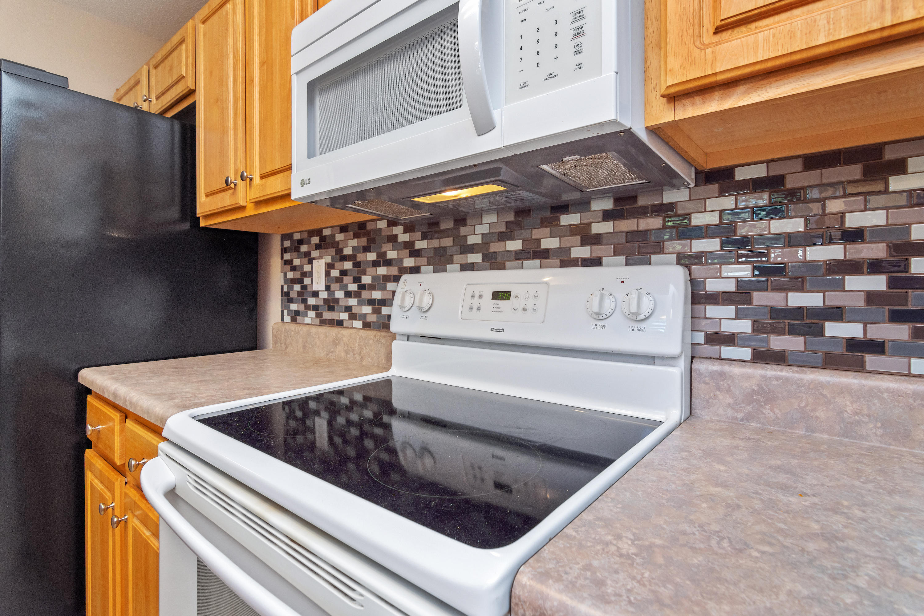 3811 Poverty Creek Road Crestview, FL 32539 - Photo 25 of 48 a view of kitchen with washer and dryer