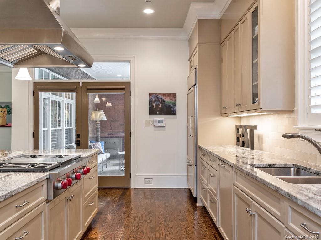2009 Queens Road West, Unit 2 Charlotte, NC 28207 - Photo 16 of 39 Gallery Image 16