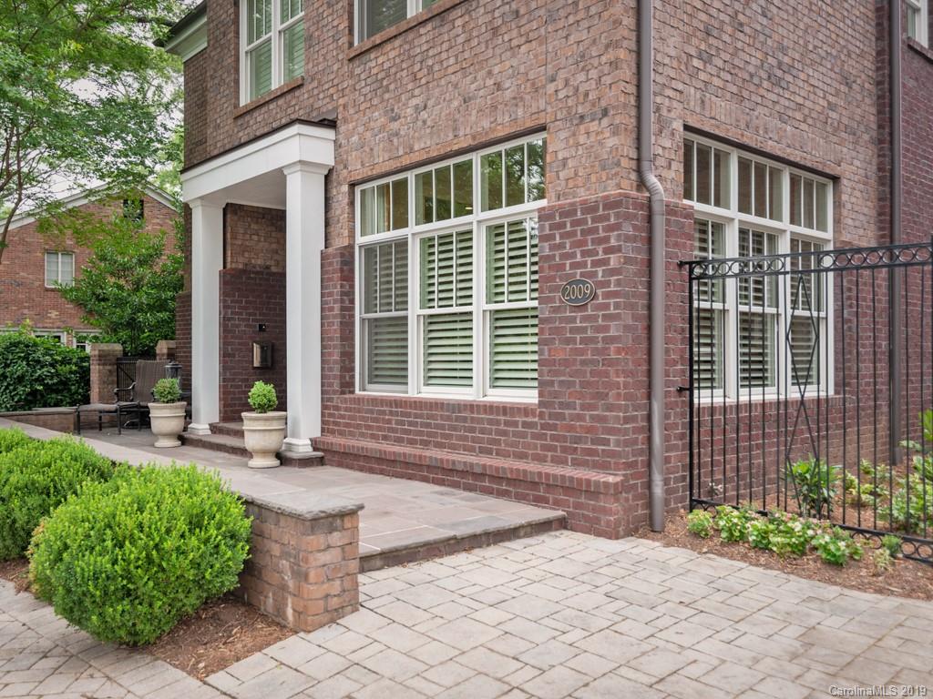 2009 Queens Road West, Unit 2 Charlotte, NC 28207 - Photo 3 of 39 Gallery Image 3