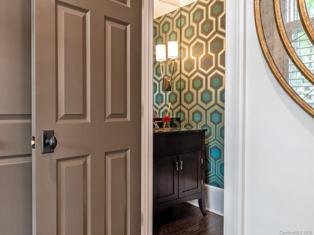 2009 Queens Road West, Unit 2 Charlotte, NC 28207 - Photo 24 of 39 Gallery Image 24
