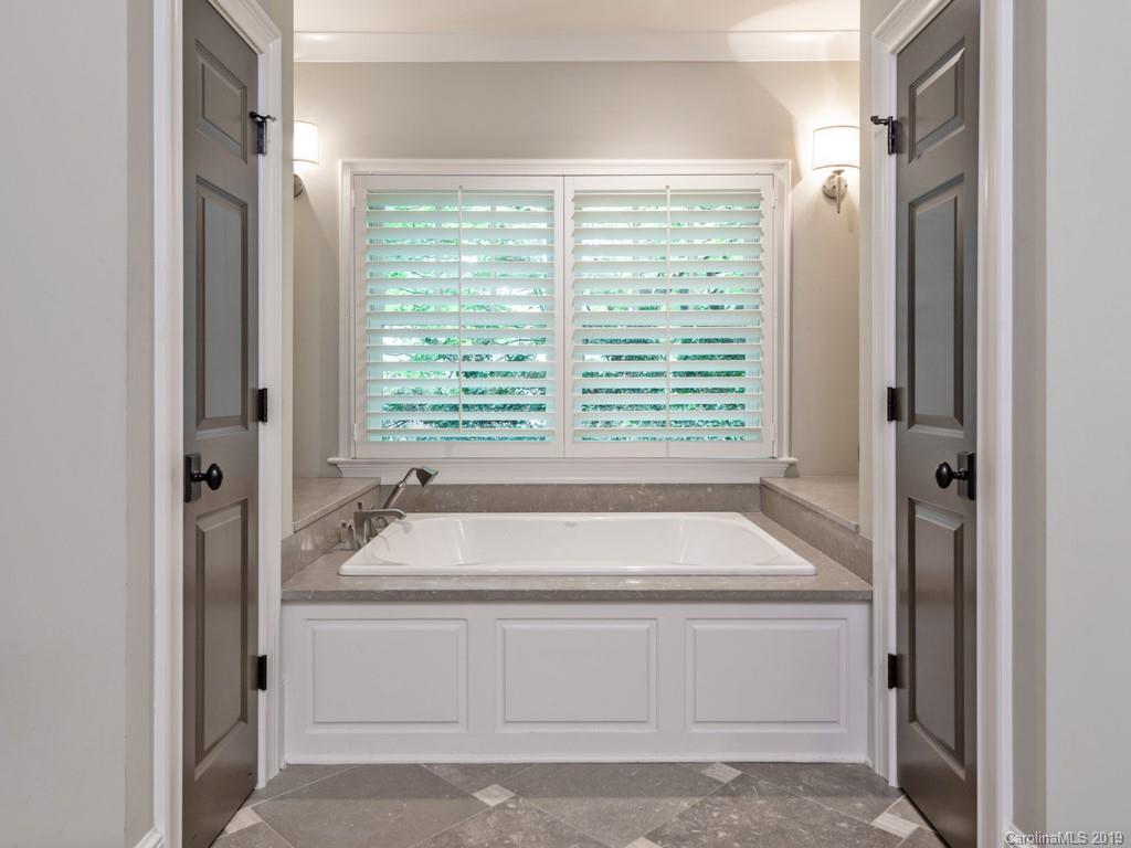 2009 Queens Road West, Unit 2 Charlotte, NC 28207 - Photo 28 of 39 Gallery Image 28