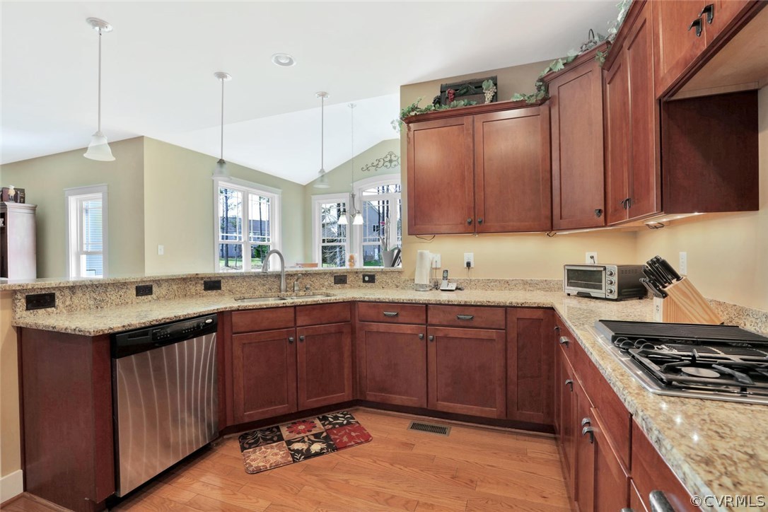 15966 Longlands Road Chesterfield, VA 23832 - Photo 9 of 32 Gallery Image 9