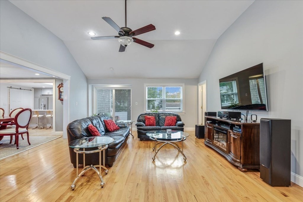 42 Fay Road Scituate, MA 02066 - Photo 18 of 41 Gallery Image 18