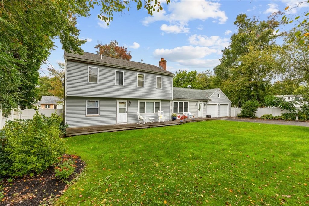 42 Fay Road Scituate, MA 02066 - Photo 2 of 41 Gallery Image 2