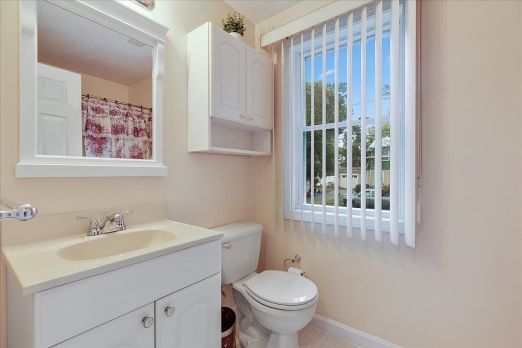42 Fay Road Scituate, MA 02066 - Photo 33 of 41 Gallery Image 33