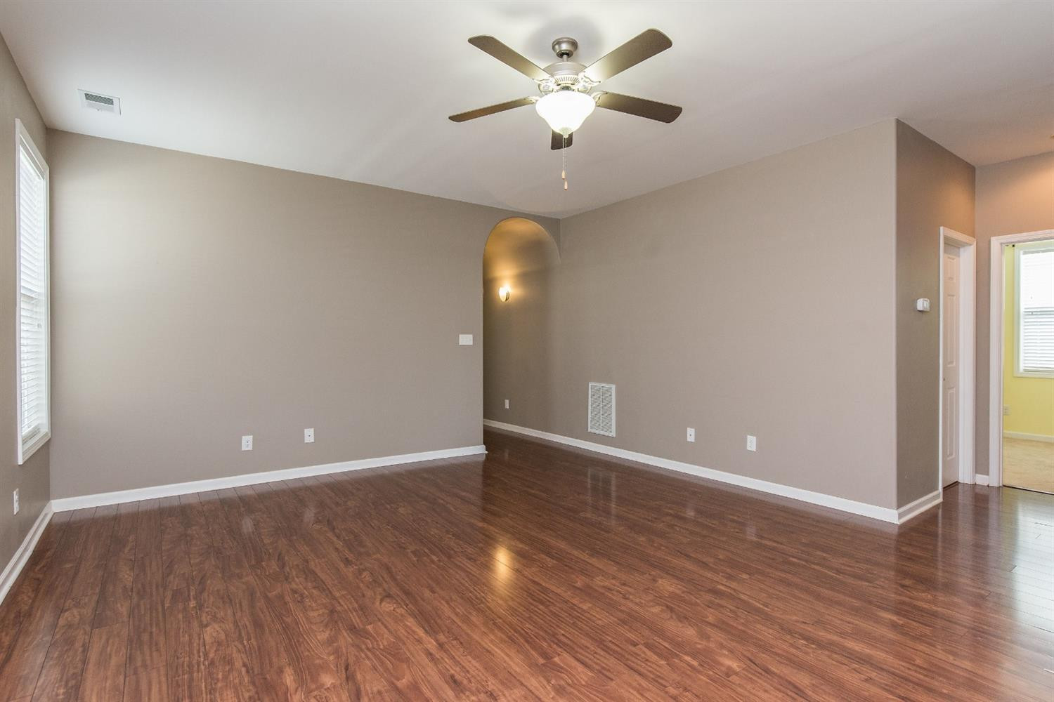 220 Shell Court Lexington, KY 40511 - Photo 7 of 28 Photo 7