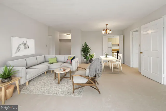 $2,650 | 3800 Powell Lane, Unit 813, Falls Church, VA 22041