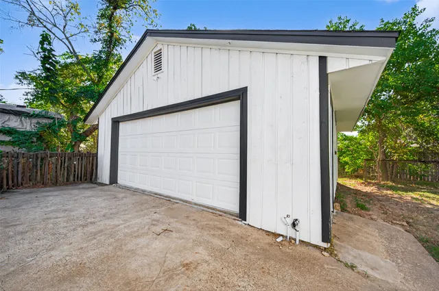 $274,900 | 1609 North Pacific Street, Conroe, TX 77301