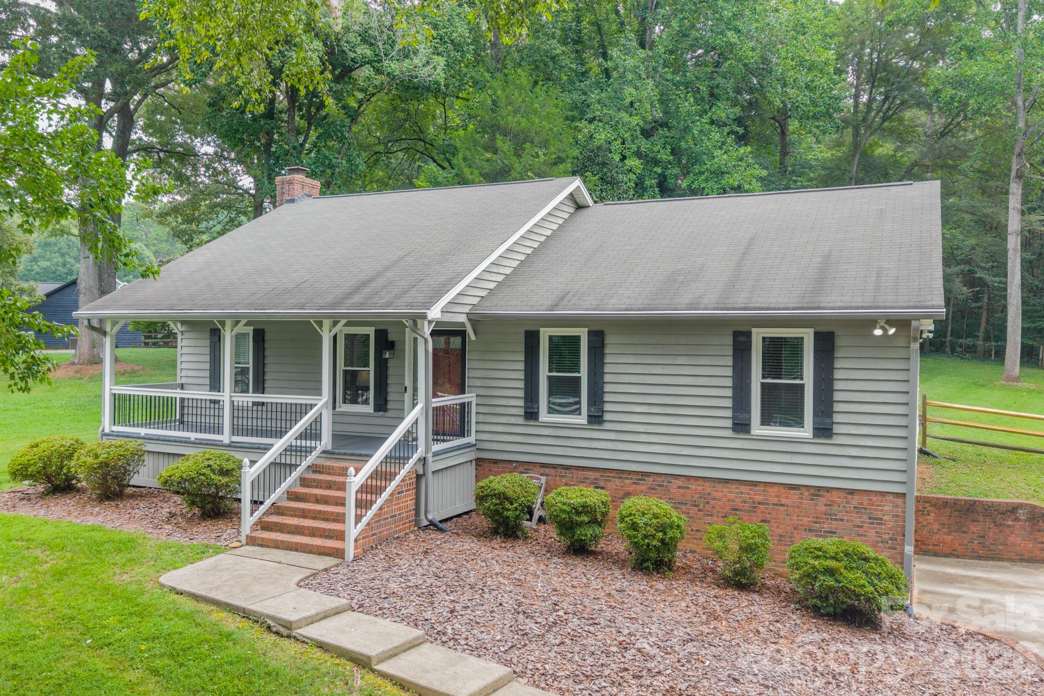 7400 Sample Road Huntersville, NC 28078 - Photo 3 of 39