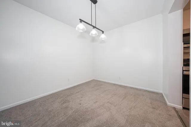 $319,900 | 262 Drummers Lane, Unit 262, Wayne, PA 19087