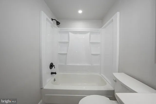 $319,900 | 262 Drummers Lane, Unit 262, Wayne, PA 19087