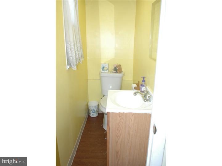 209 Spruce Road Flourtown, PA 19031 - Photo 15 of 24