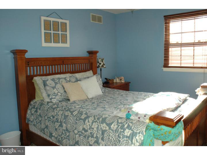 209 Spruce Road Flourtown, PA 19031 - Photo 18 of 24