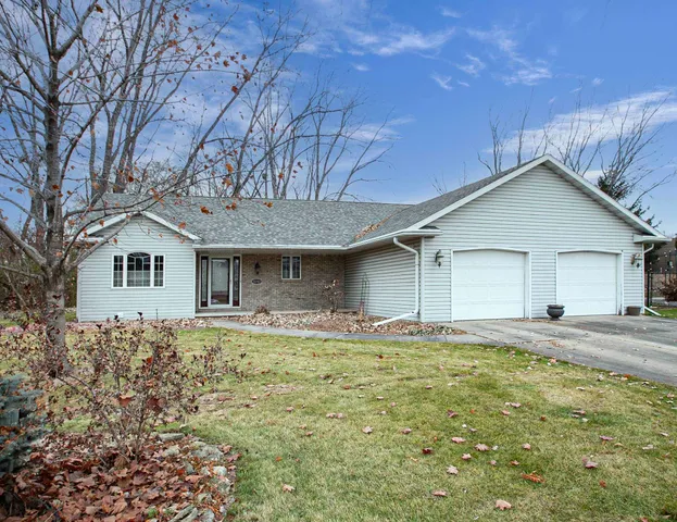$339,900 | 3543 North Wellington Drive, Appleton, WI 54911