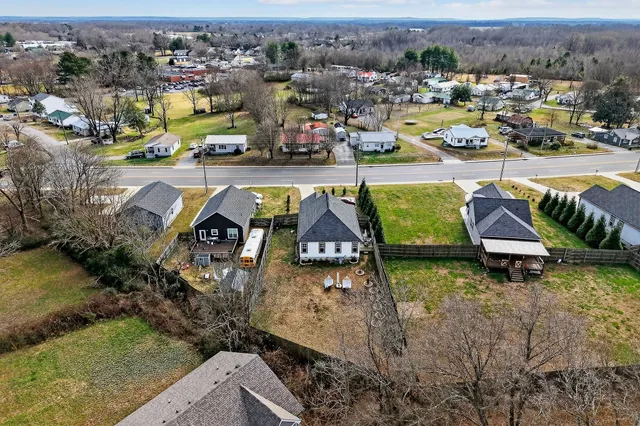 $295,000 | 817 South Mountain Street, Smithville, TN 37166