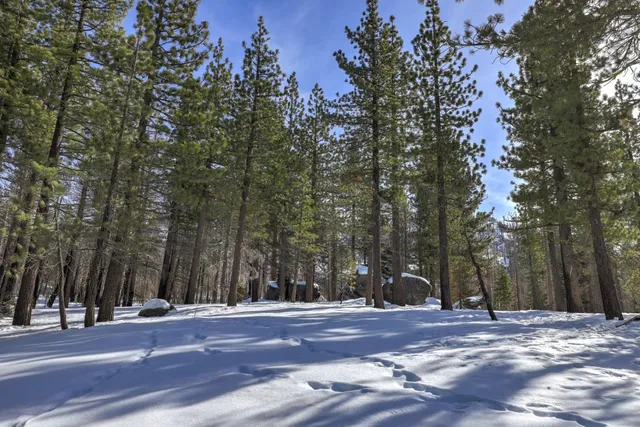 $619,000 | 2161 Pinewood Drive, South Lake Tahoe, CA 96150