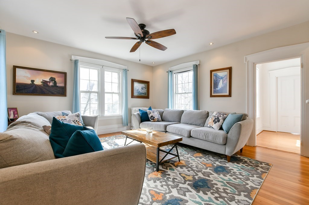 27 Champa Street, Unit 2 Newton, MA 02464 - Photo 12 of 29