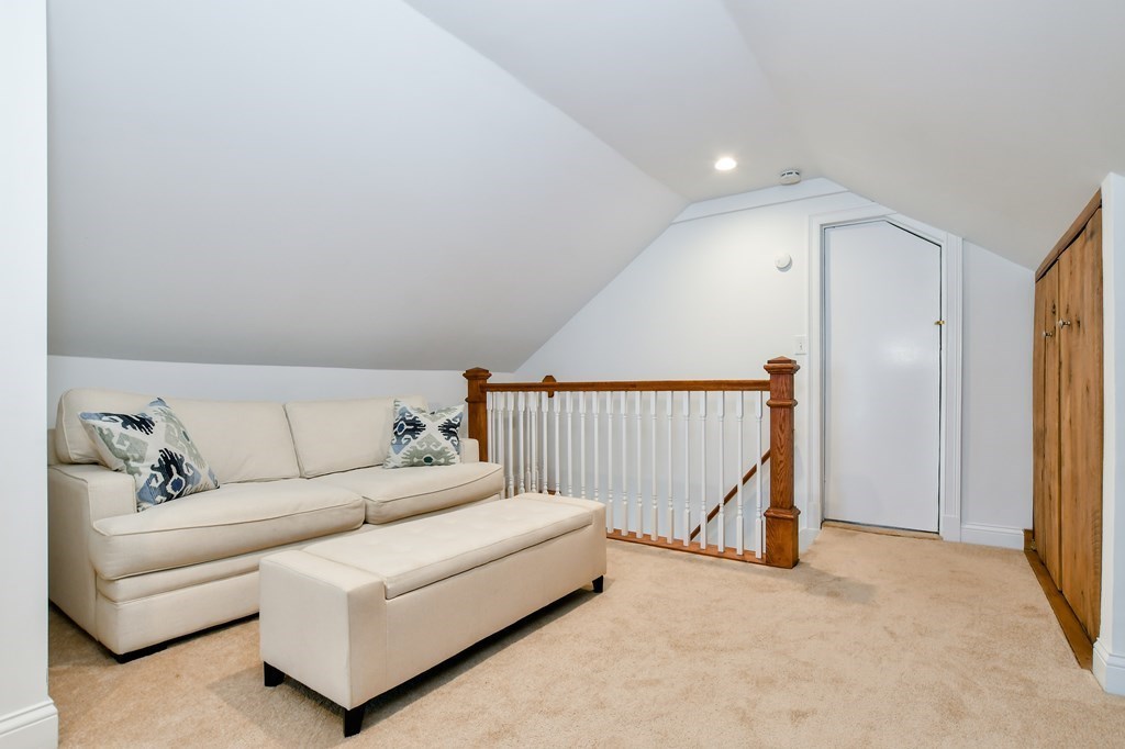 27 Champa Street, Unit 2 Newton, MA 02464 - Photo 26 of 29
