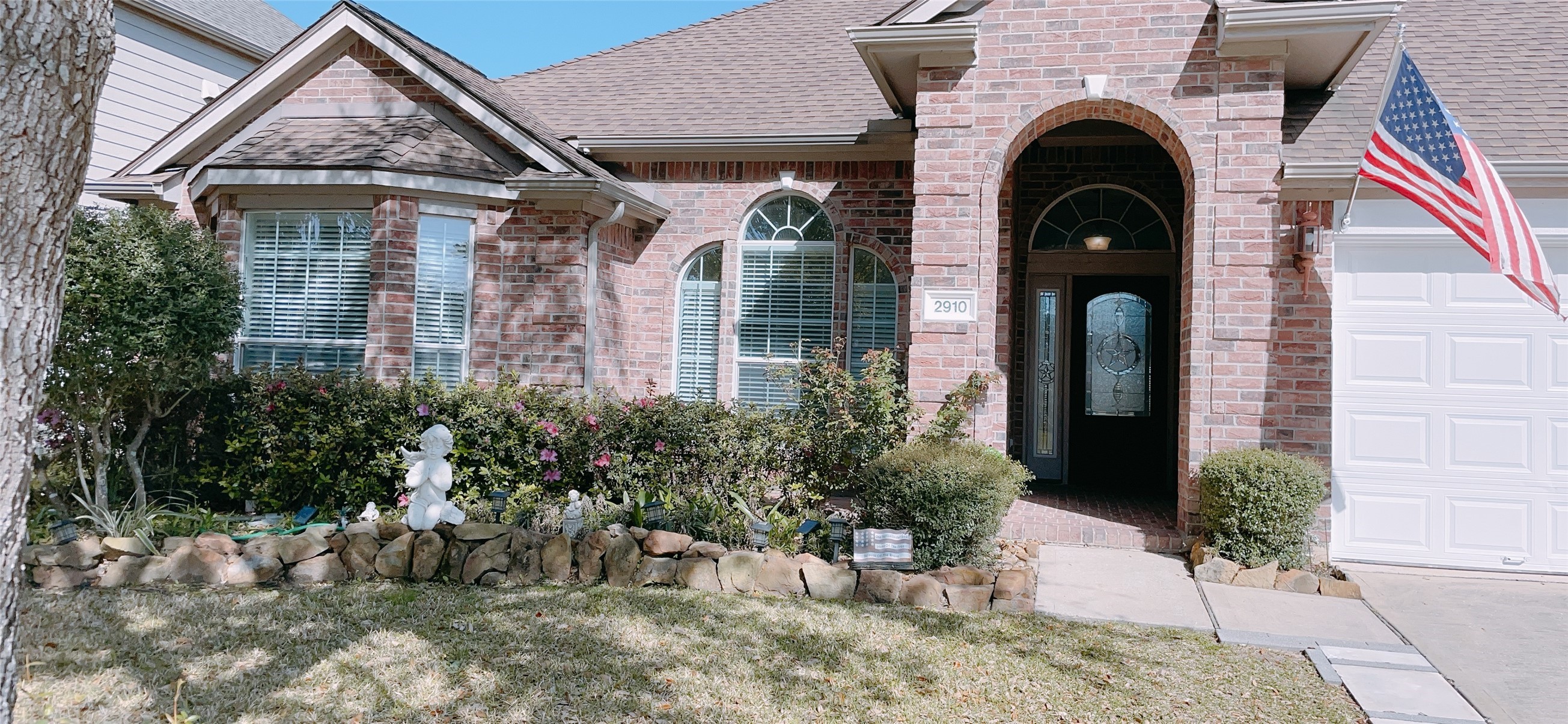 2910 Sandleigh Drive Spring, TX 77388 - Photo 4 of 25