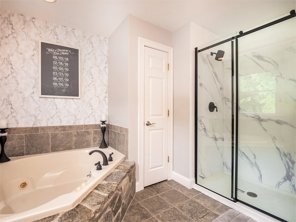 23 Silver Brook Road Salem, NH 03079 - Photo 12 of 41 Gallery Image 12