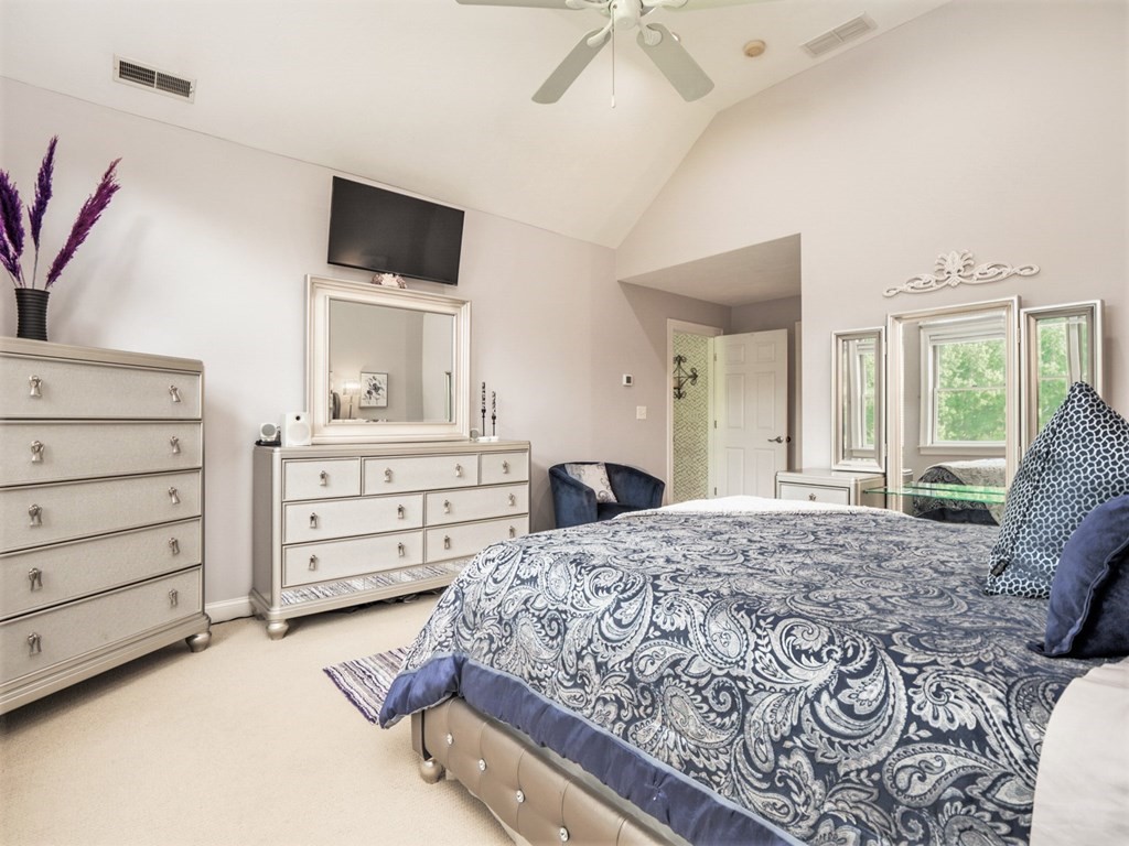 23 Silver Brook Road Salem, NH 03079 - Photo 8 of 41 Gallery Image 8