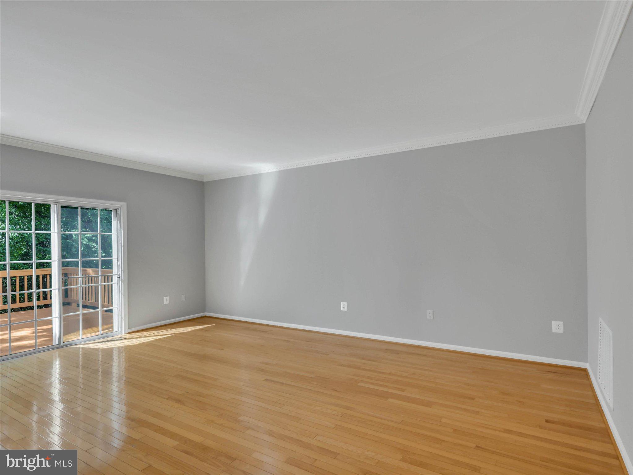 8104 Pepper Ridge Way Gaithersburg, MD 20877 - Photo 17 of 62 Bright and airy open space awaits.