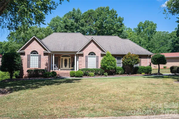 $469,900 | 2041 Fairways Drive, Cherryville, NC 28021