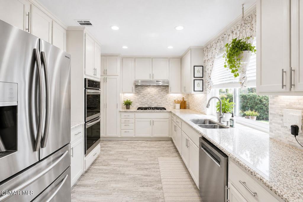 12564 Spring Creek Road Moorpark, CA 93021 - Photo 12 of 38