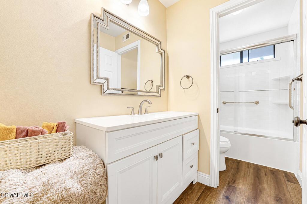 12564 Spring Creek Road Moorpark, CA 93021 - Photo 25 of 38