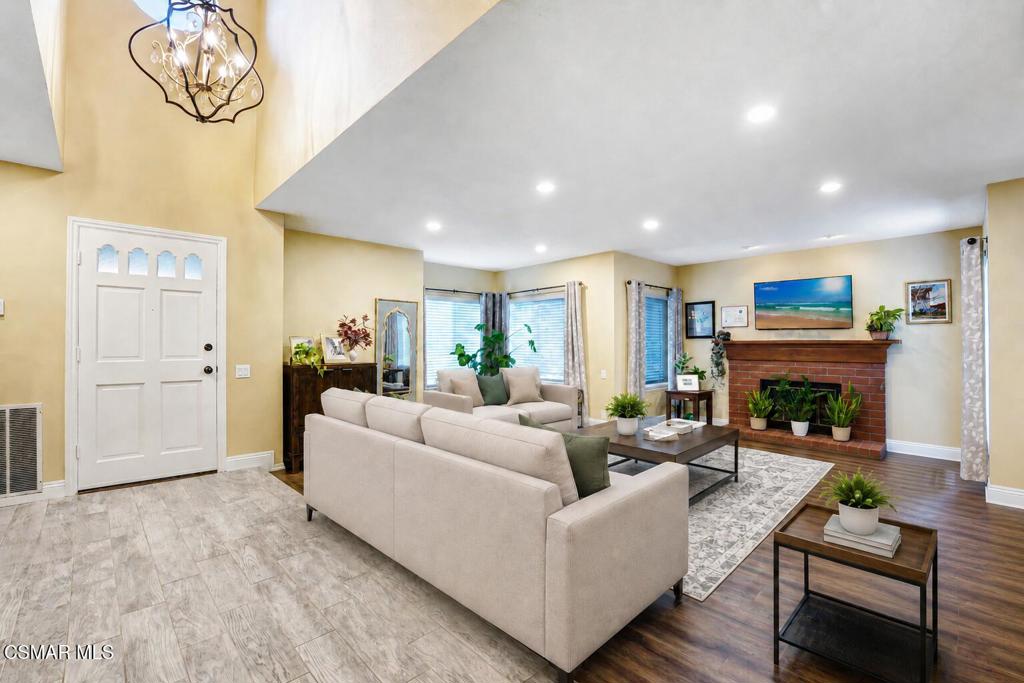 12564 Spring Creek Road Moorpark, CA 93021 - Photo 5 of 38
