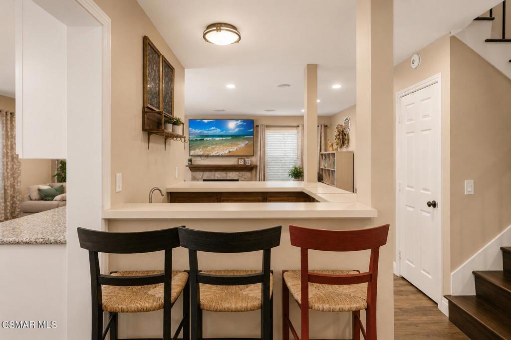 12564 Spring Creek Road Moorpark, CA 93021 - Photo 10 of 38