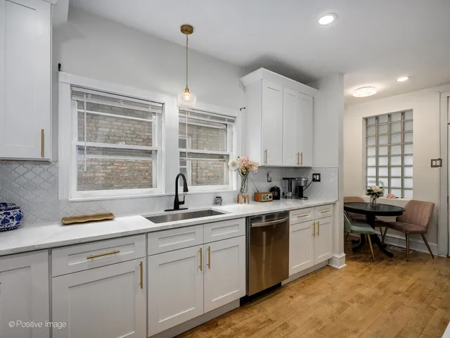 $449,900 | 3742 Clinton Avenue, Berwyn, IL 60402