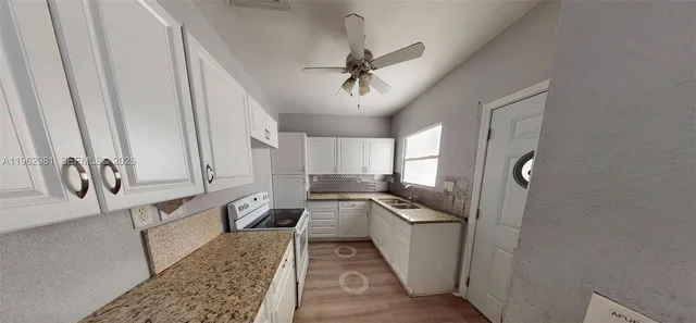 $2,500 | Little Haiti, Miami, FL 33137