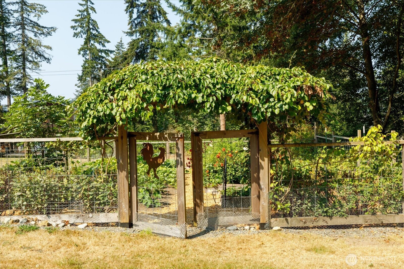 8015 Cultus Bay Road Clinton, WA 98236 - Photo 37 of 40 Gallery Image 37