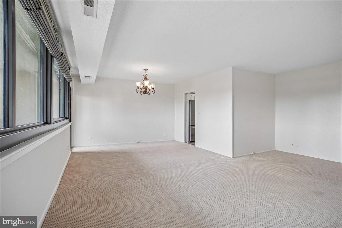 5501 Seminary Road, Unit 106S Falls Church, VA 22041 - Photo 23 of 59 Spacious room with natural light.
