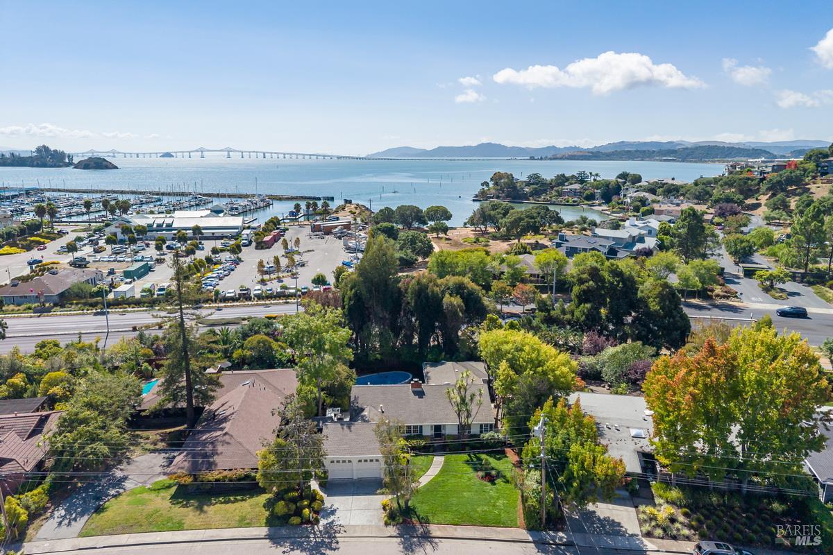 7 Locksly Lane San Rafael, CA 94901 - Photo 39 of 44 Gallery Image 39