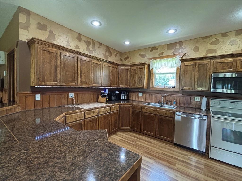 1662 Prairie Road Fort Scott, KS 66701 - Photo 2 of 74