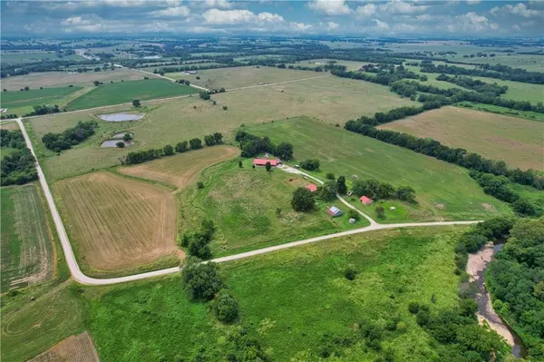 $400,000 | 1662 Prairie Road, Fort Scott, KS 66701