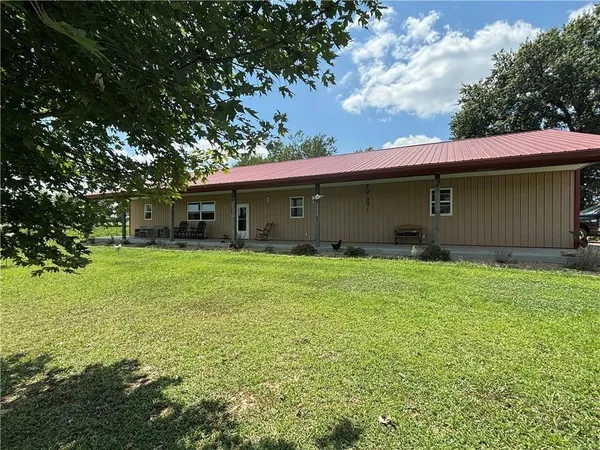 $400,000 | 1662 Prairie Road, Fort Scott, KS 66701