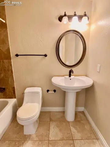 $315,000 | 1510 York Road, Unit 100, Colorado Springs, CO 80918