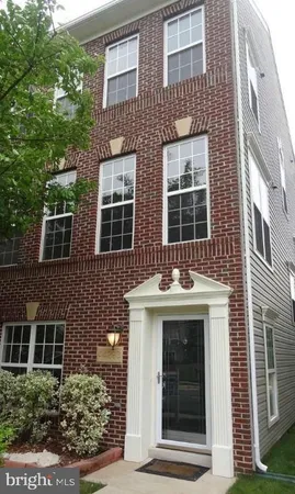 $3,250 | 44293 Suscon Square, Ashburn, VA 20147