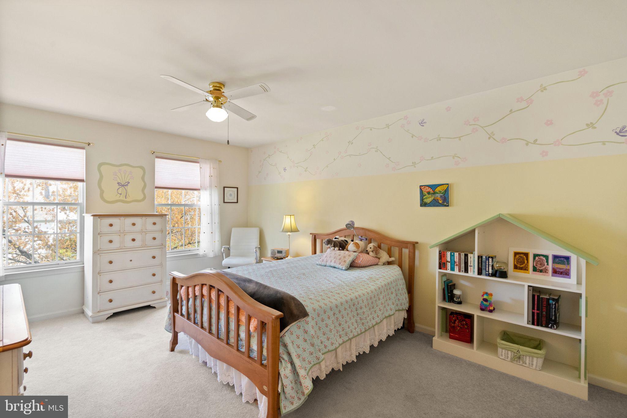 14735 Pickets Post Road Centreville, VA 20121 - Photo 34 of 69 Upstairs bedroom 2.