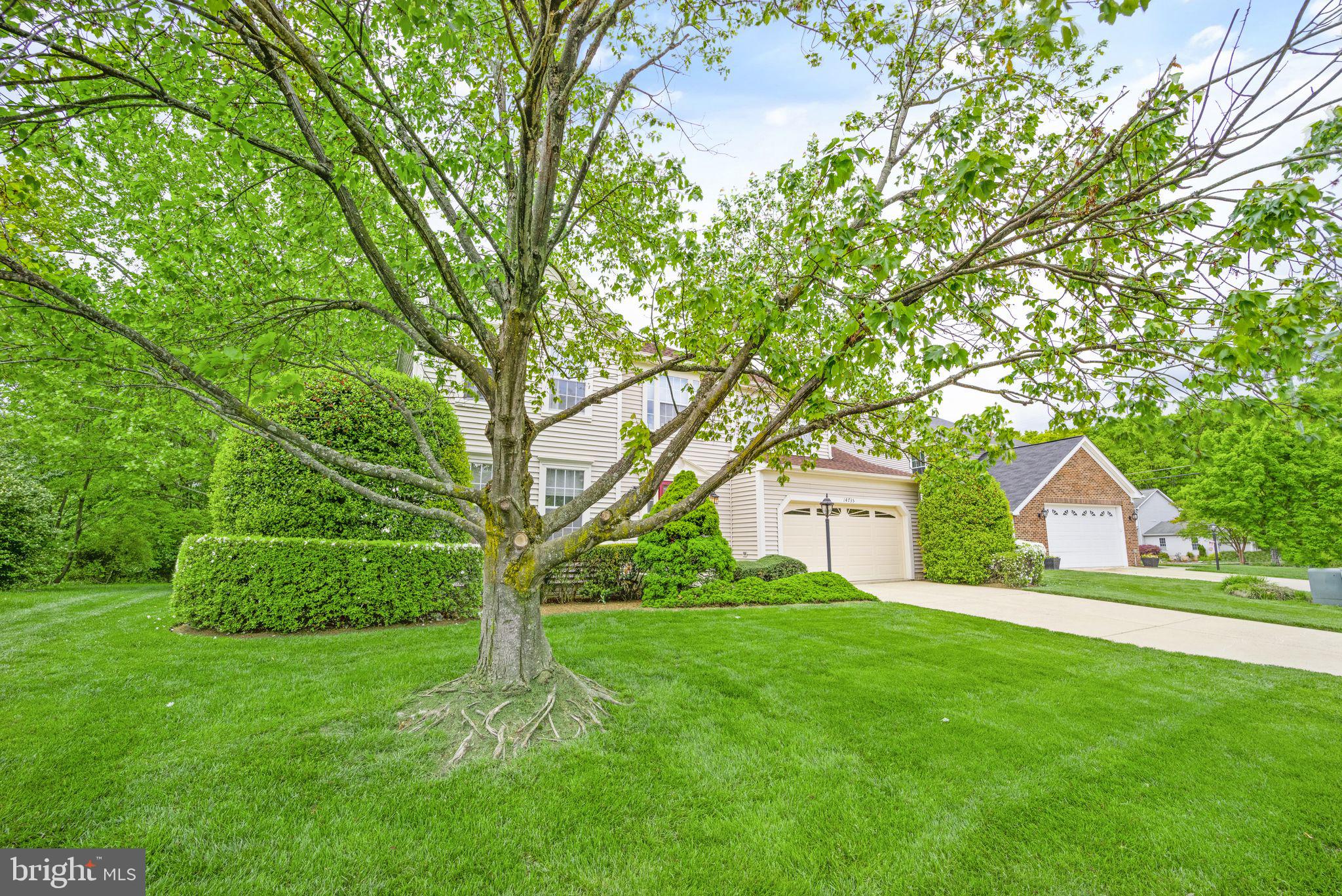 14735 Pickets Post Road Centreville, VA 20121 - Photo 56 of 69 Front exterior.