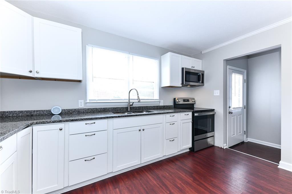 608 Paramount Street High Point, NC 27260 - Photo 12 of 30 Gallery Image 12