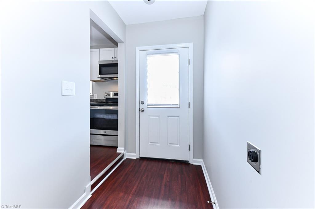 608 Paramount Street High Point, NC 27260 - Photo 13 of 30 Gallery Image 13